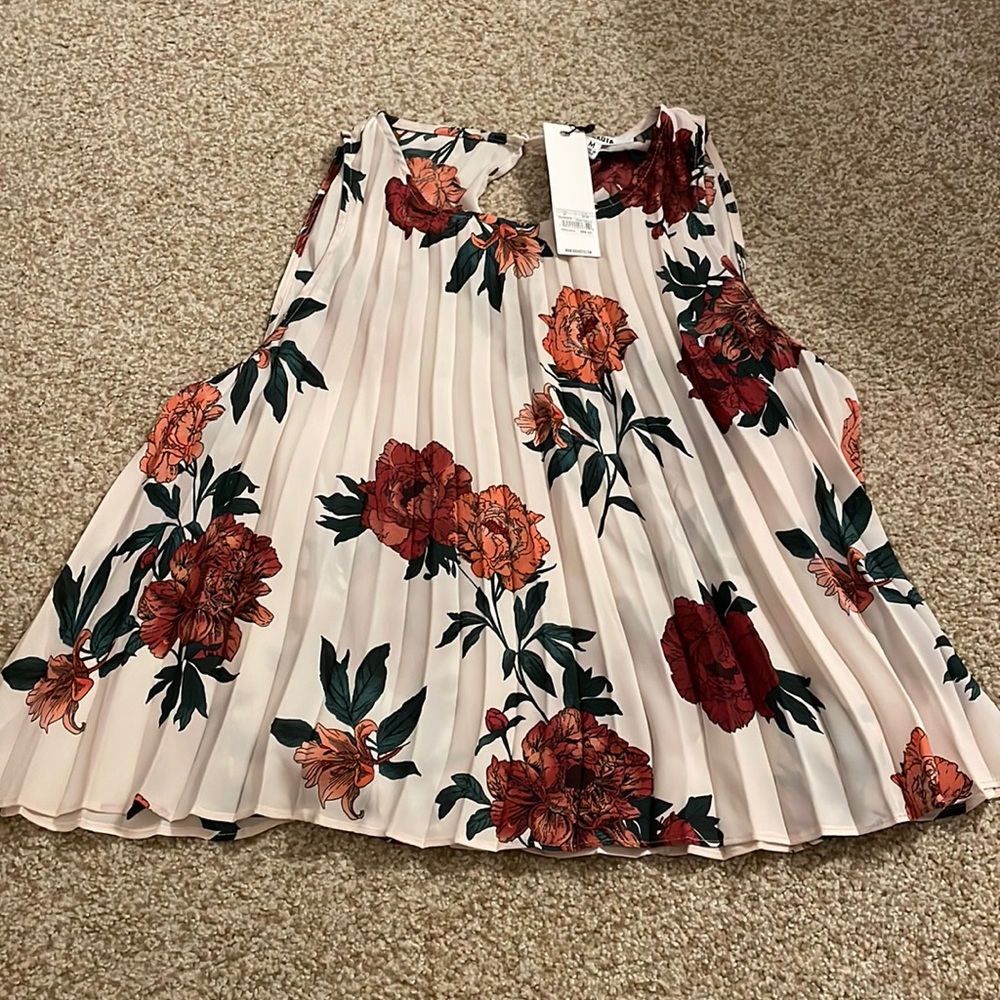 Bb Dakota pleated floral tank top